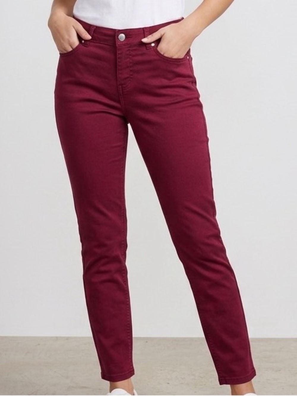 Nygard High-Rise Straight Jeans in Burgundy